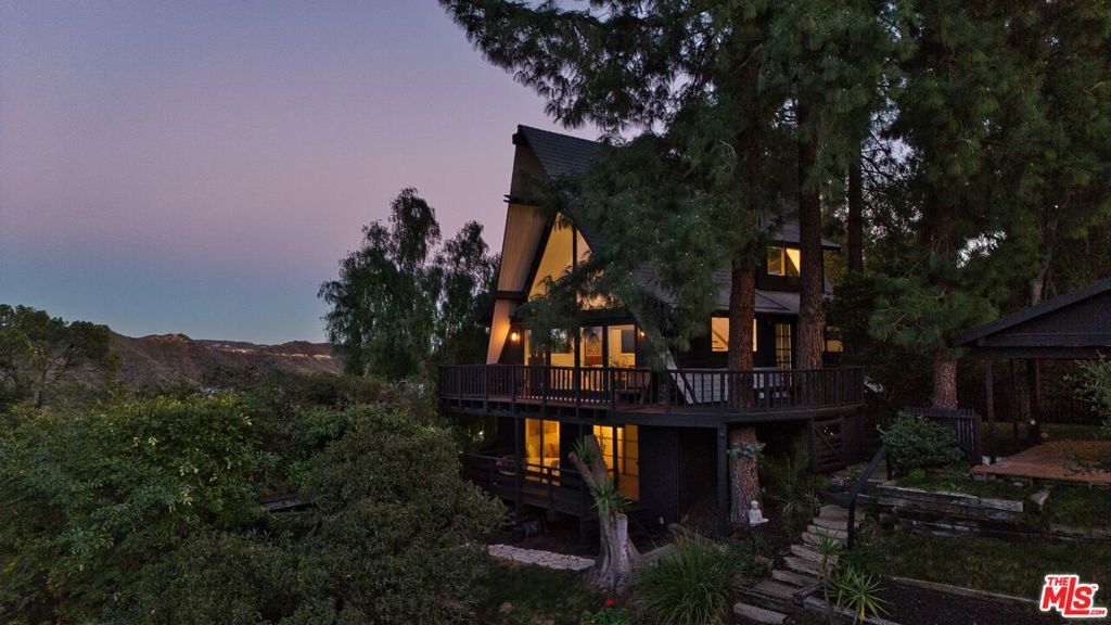 19995 Sischo Drive, Topanga CA 90290