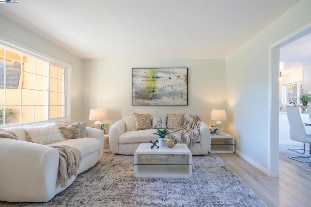 VILLAGE - Residential