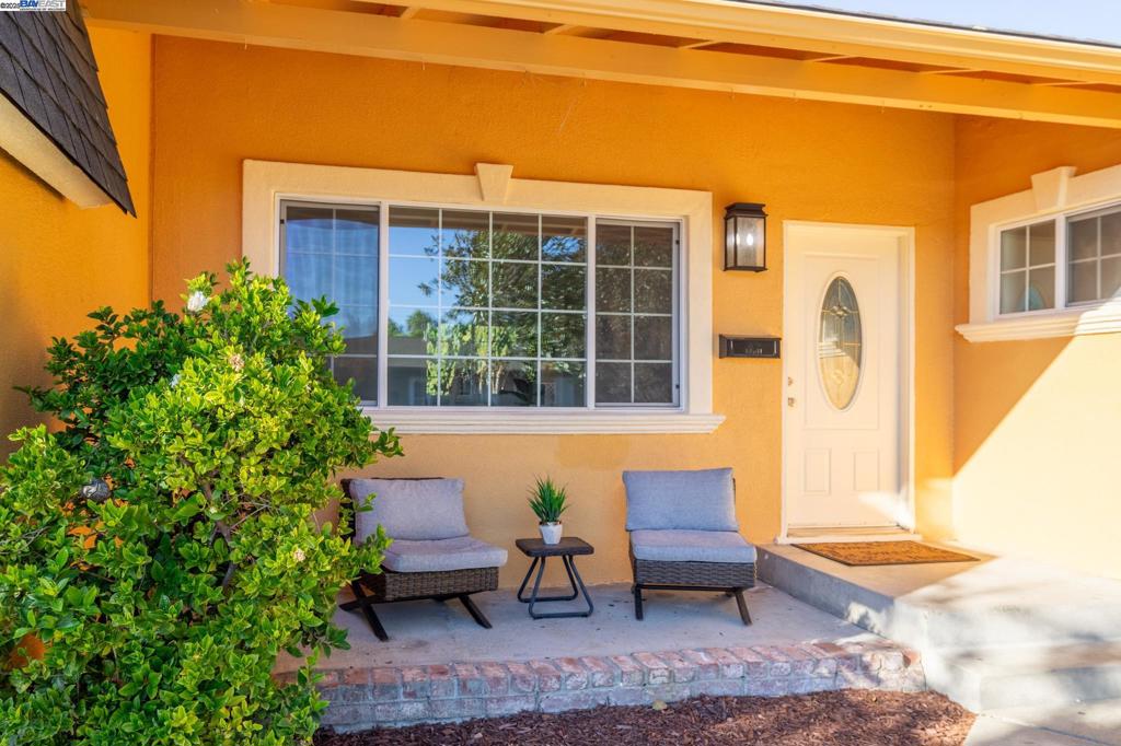 VILLAGE - Residential