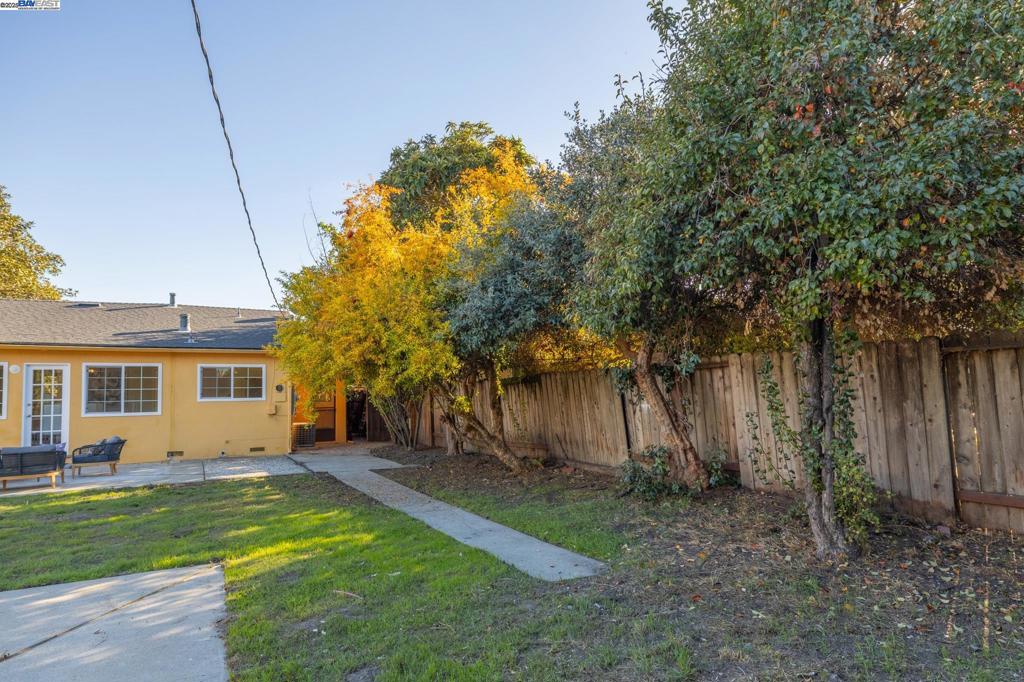 VILLAGE - Residential