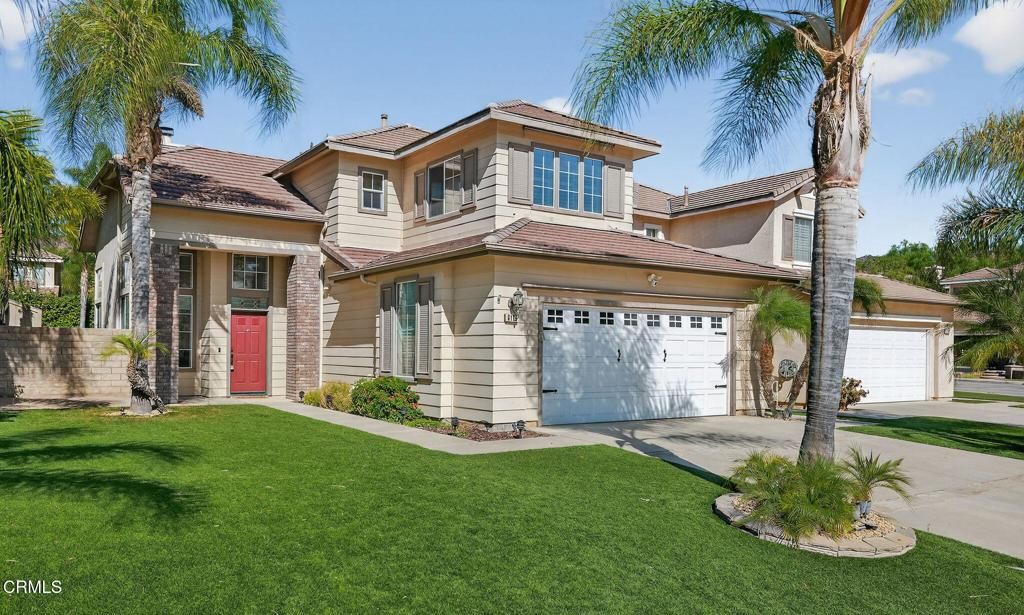 Photo of 6125 Grapevine Court, Simi Valley, CA 93063 (MLS # V1-32765)