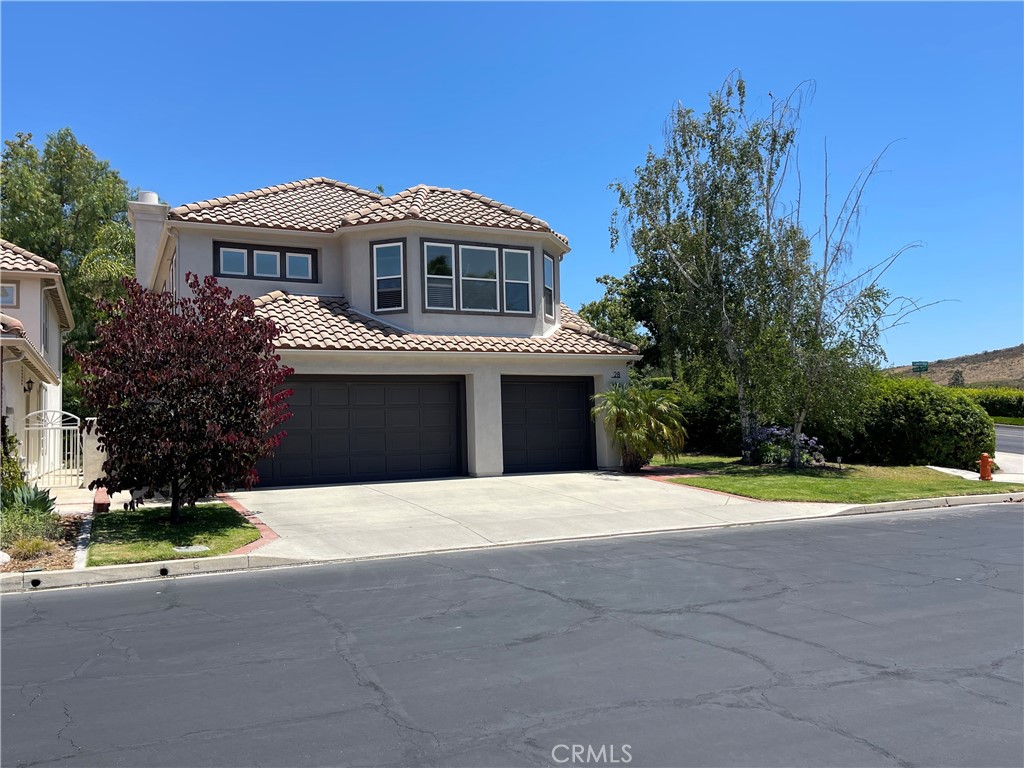 28 Lawnridge