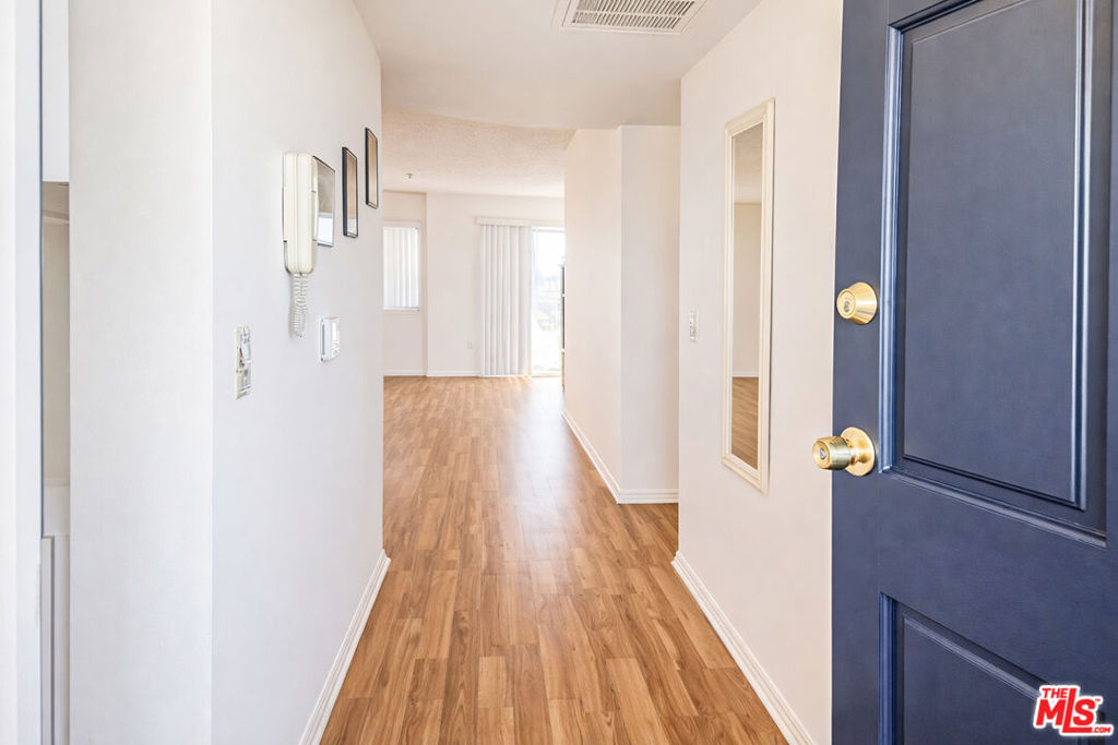 9014 Burnet Avenue 208