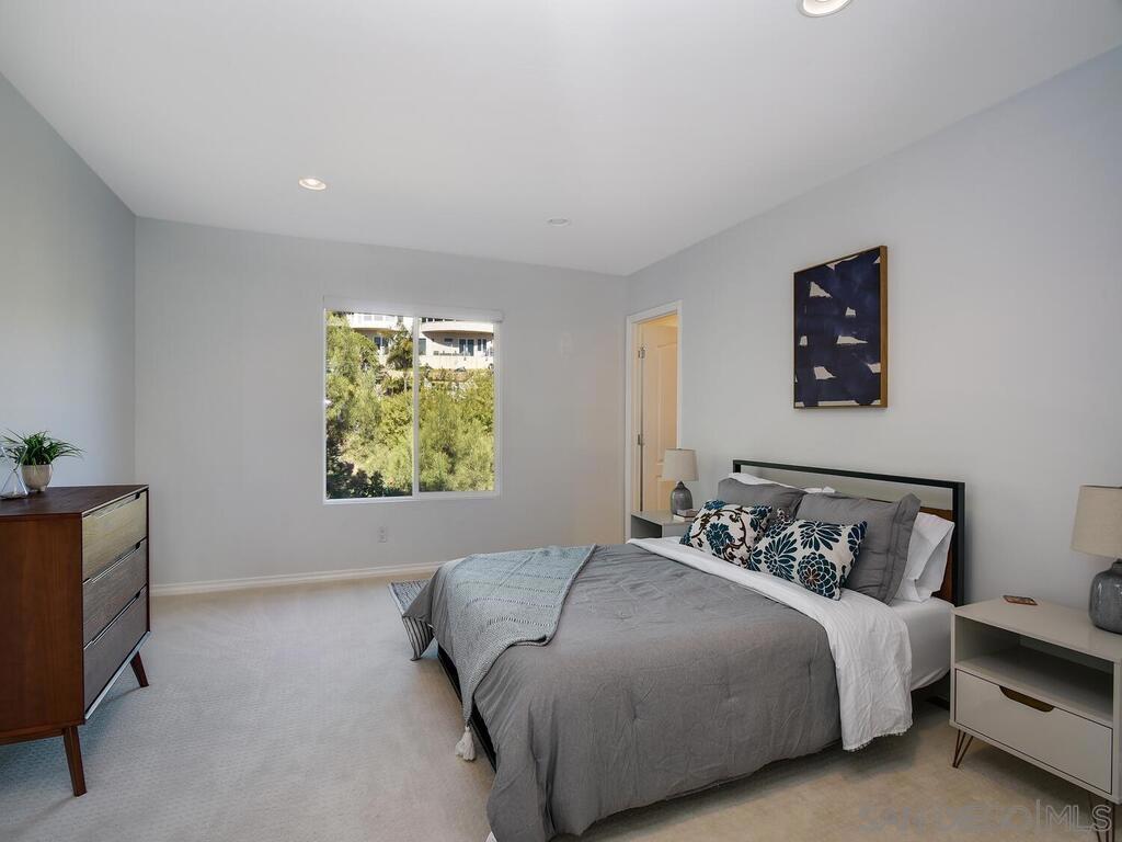 La Jolla - Residential Lease