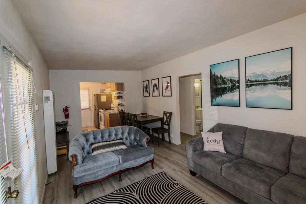 805 E Fairway Boulevard
