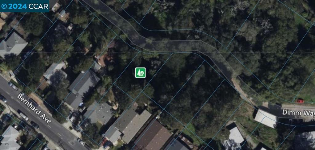 TEWKSBURY HEIGHT - Land