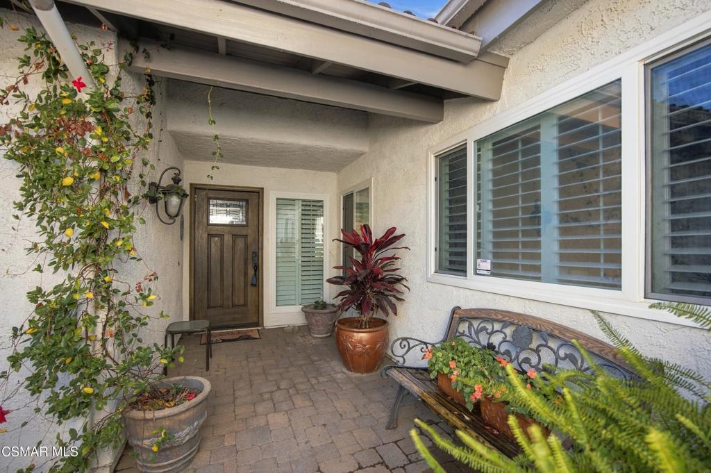 32458 Saddle Mountain Drive