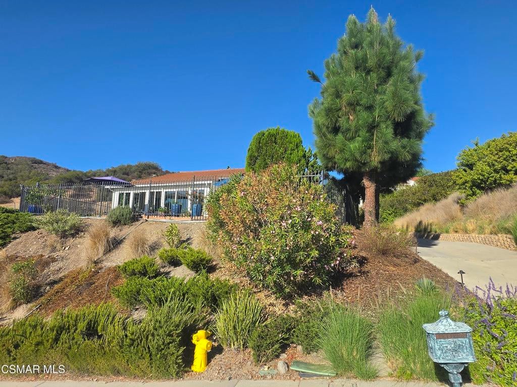 32458 Saddle Mountain Drive