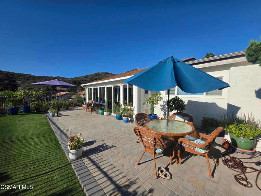 32458 Saddle Mountain Drive