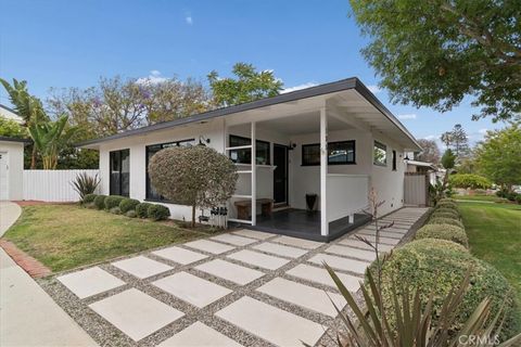 Photo of 135 Calle De Andalucia, Redondo Beach, CA 90277 (MLS # SB26097586)