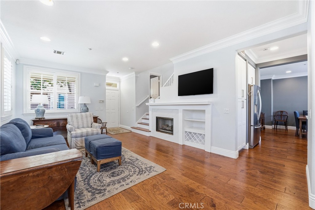 1 Amesbury Court