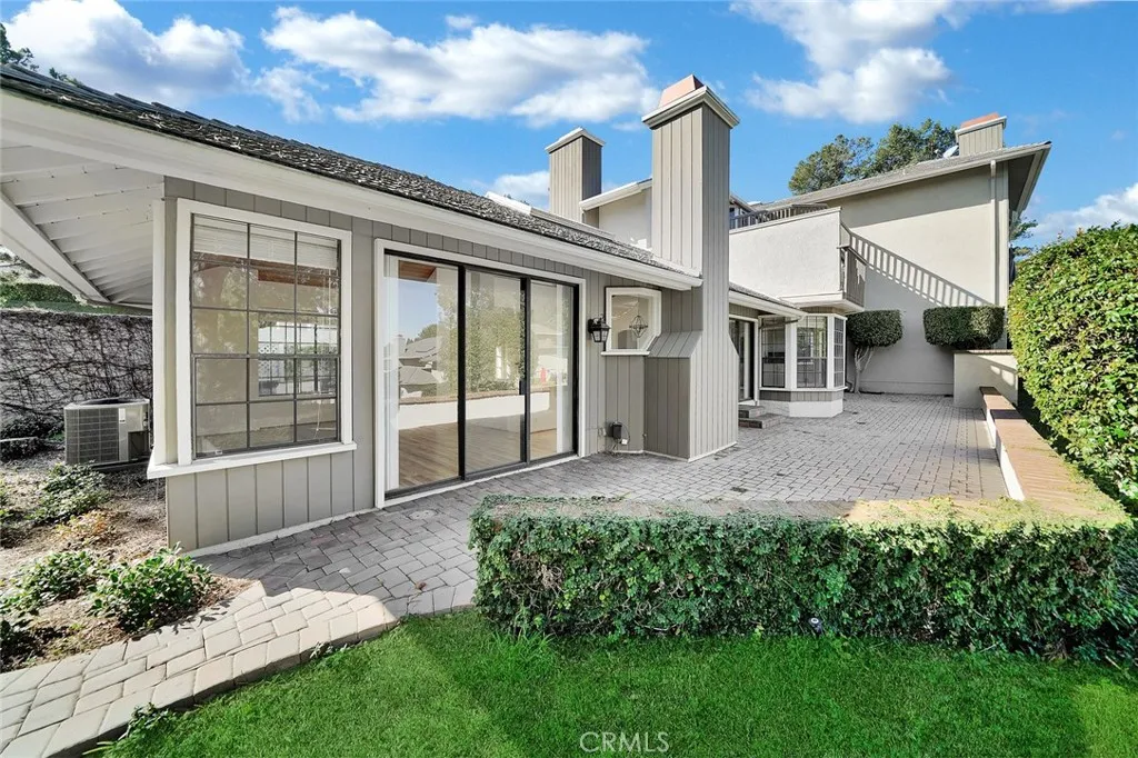 Newport Beach, California 92660, United States, 2 Bedrooms Bedrooms, ,2 BathroomsBathrooms,Residential,Active,170635