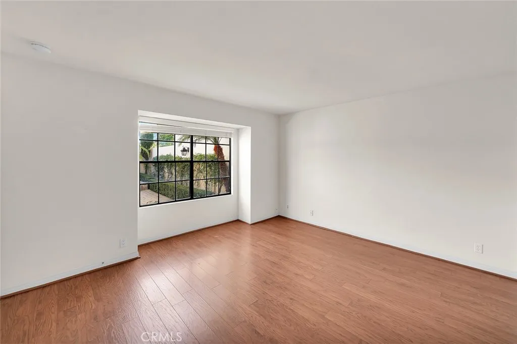 Newport Beach, California 92660, United States, 2 Bedrooms Bedrooms, ,2 BathroomsBathrooms,Residential,Active,170635