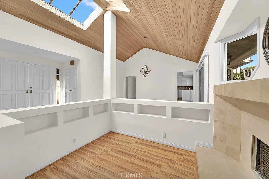 Newport Beach, California 92660, United States, 2 Bedrooms Bedrooms, ,2 BathroomsBathrooms,Residential,Active,170635