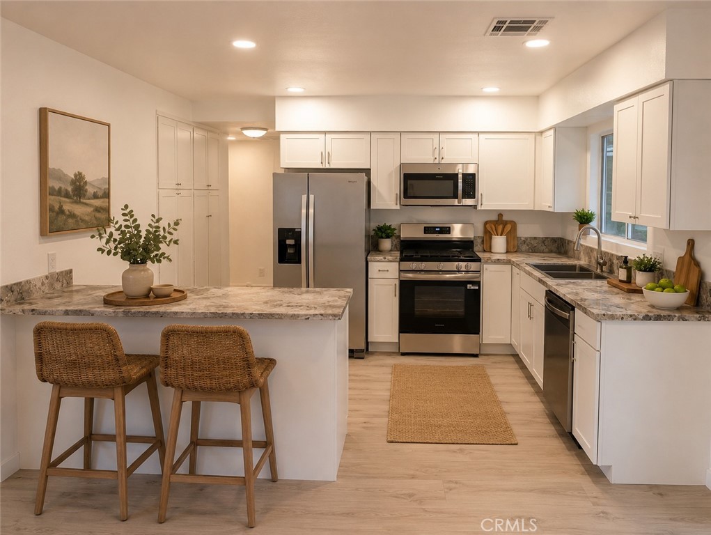 Photo 1 of 17 — 611 S Palm F, Hemet, CA 92543