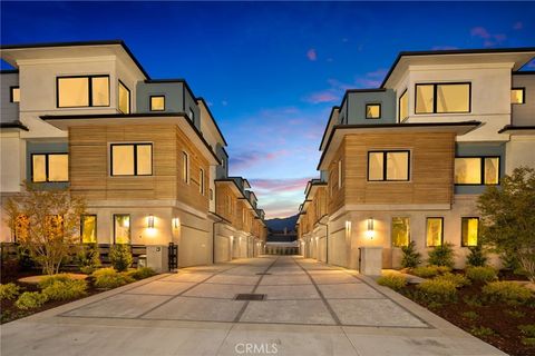 Photo of 905 W Duarte Road #A, Arcadia, CA 91007 (MLS # TR25223363)