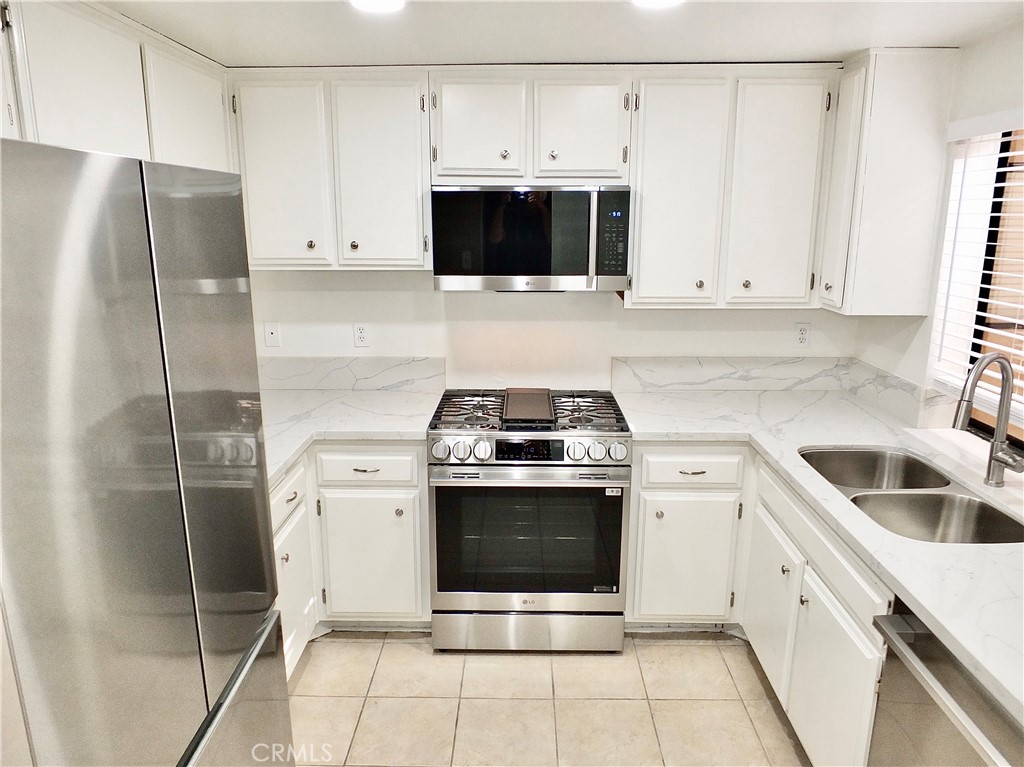 2510 E Willow 102