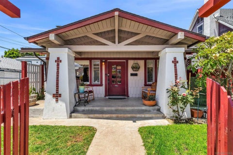 Photo of 3776 Herbert St ST, San Diego, CA 92103 (MLS # 260013209SD)