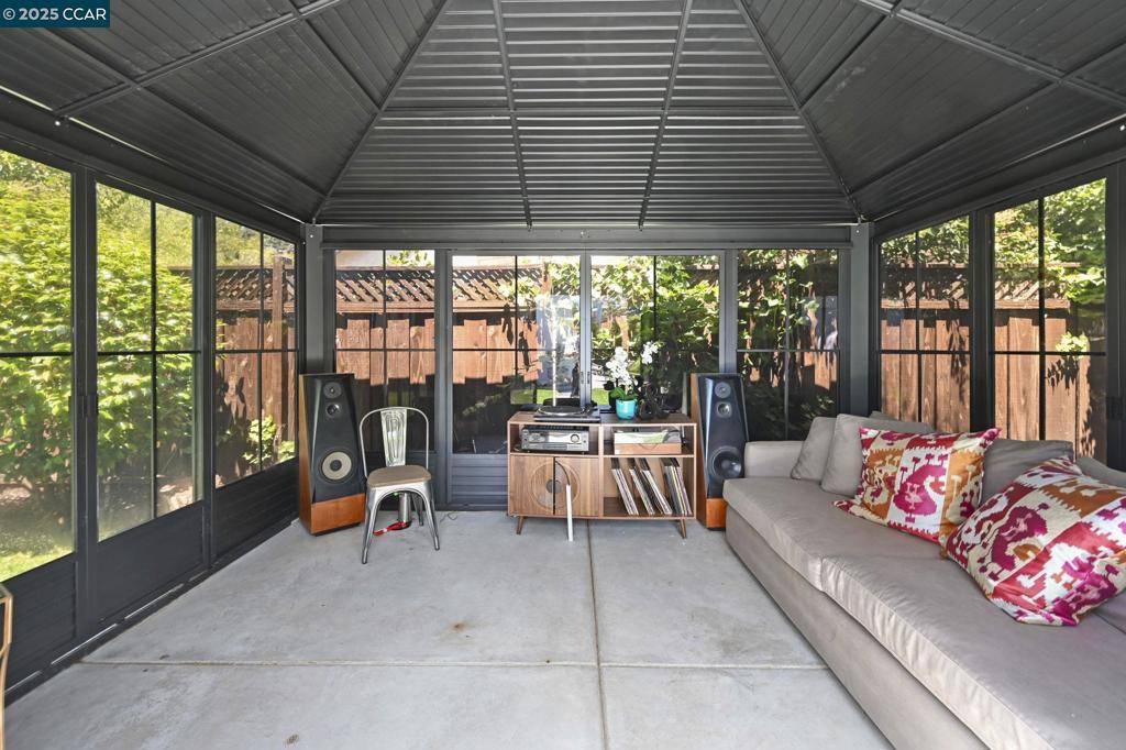 GREENBROOK - Residential