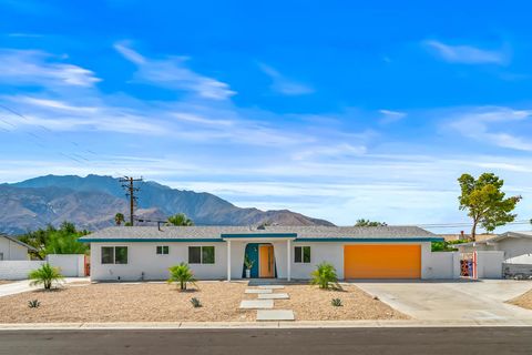 Photo of 2627 N Cerritos Road, Palm Springs, CA 92262 (MLS # 219143283PS)