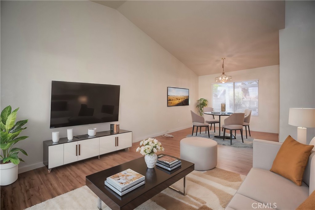 554 Pointe Vista Court