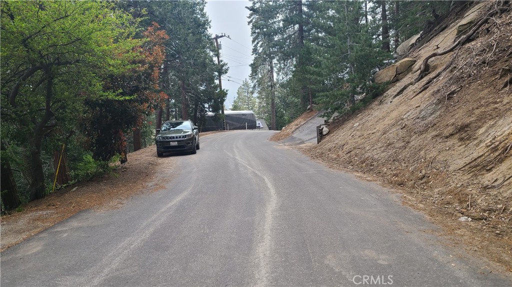 Crestline (CRES) - Land