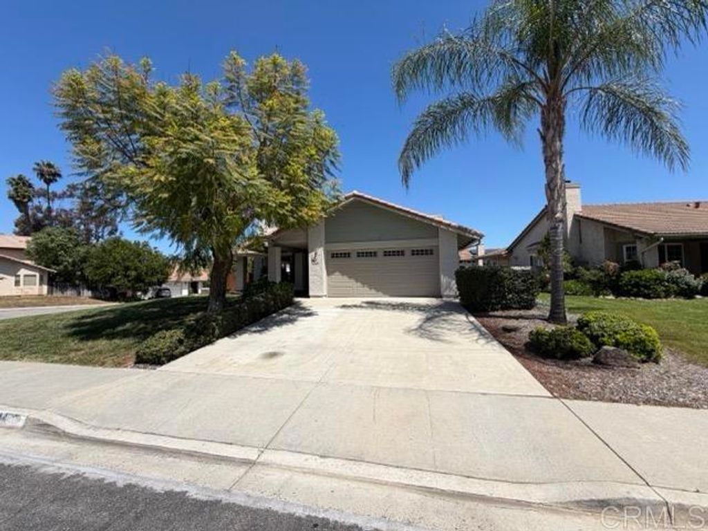 Photo of 344 Elkhorn Lane, Escondido, CA 92026 (MLS # PTP2602913)