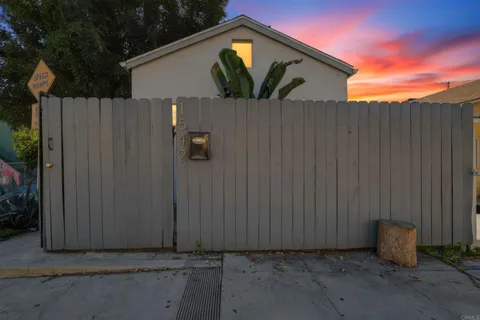 1542 W 17th Street, Los Angeles, CA 90006 - MLS#: NDP2600414