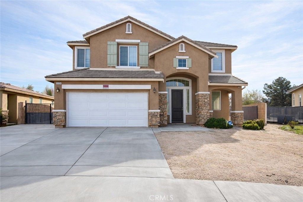 Photo of 3120 Albret St, Lancaster, CA 93536 (MLS # SR26039103)