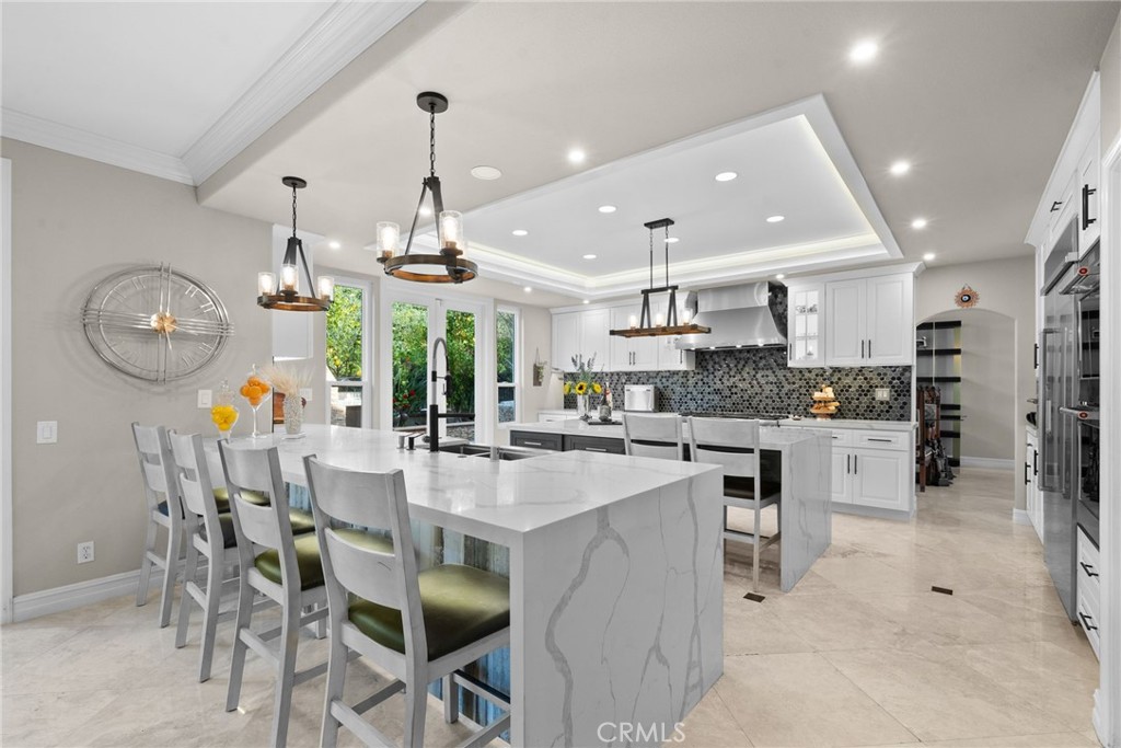 22242 Wayside