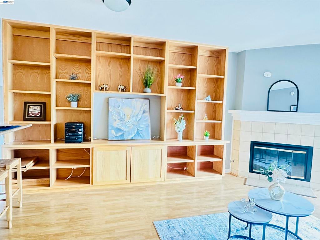 320 N Villa Way Way, Walnut Creek CA 94595