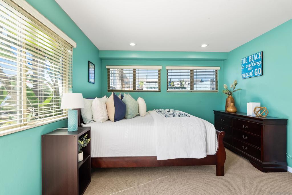 Mission Beach - Residential
