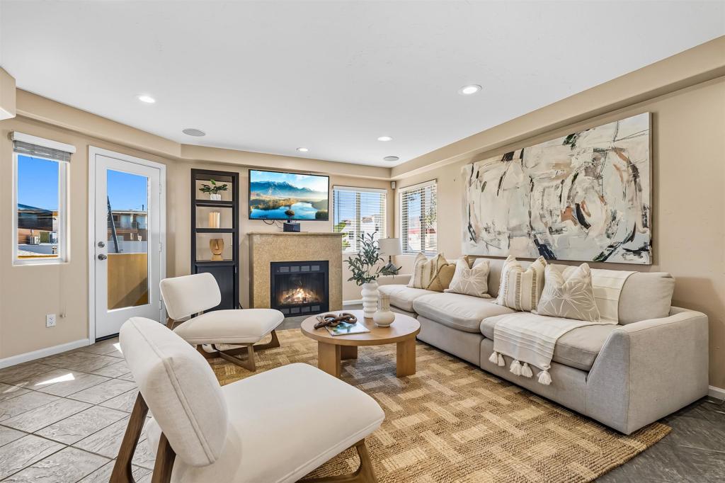 Mission Beach - Residential
