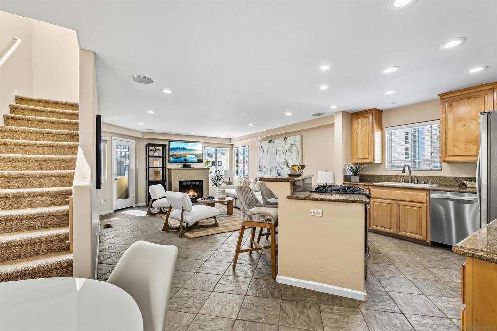 Mission Beach - Residential