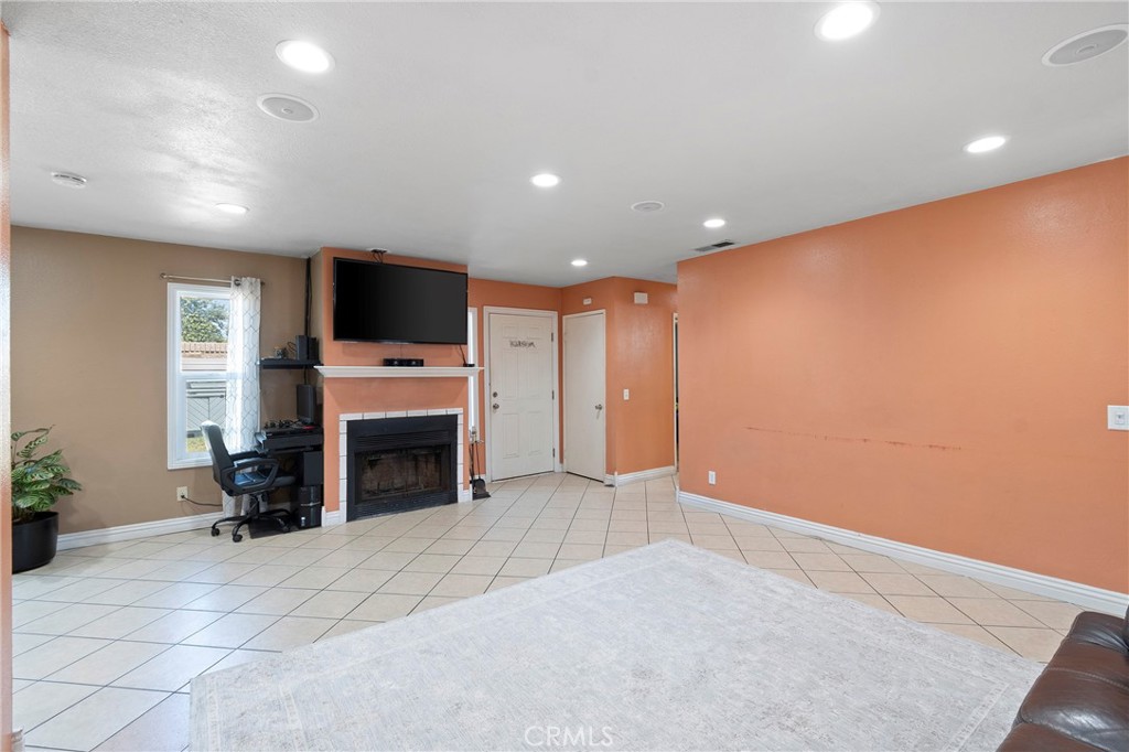 Properties 4 1257 N Brookhurst Street