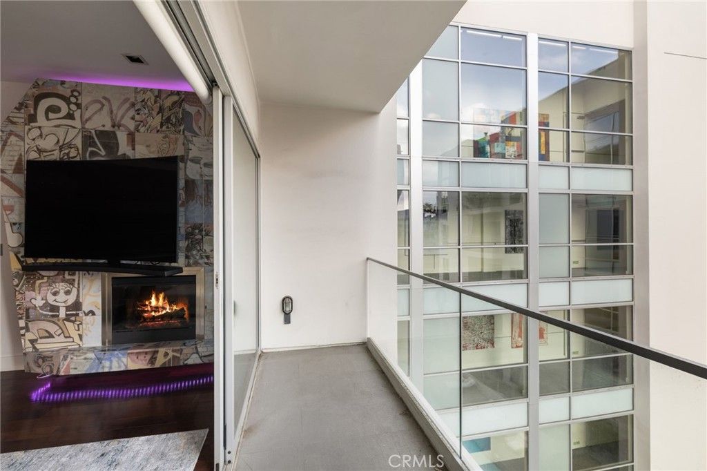 listing image 130724155319156551202