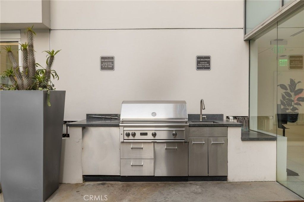 listing image 130725260947886232026