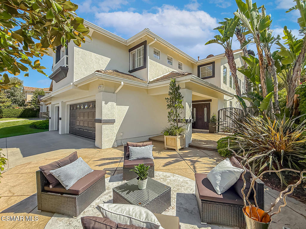 1795 Red Robin Place