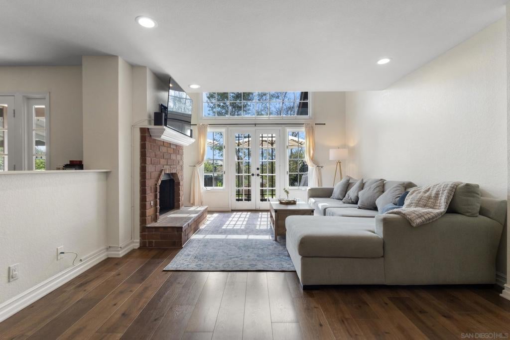 984 S Rim Crest Dr 7