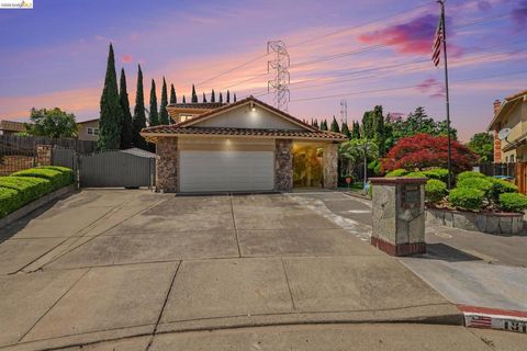 Photo of 1912 Grizzly Ct Ct, Antioch, CA 94509 (MLS # 41131405)