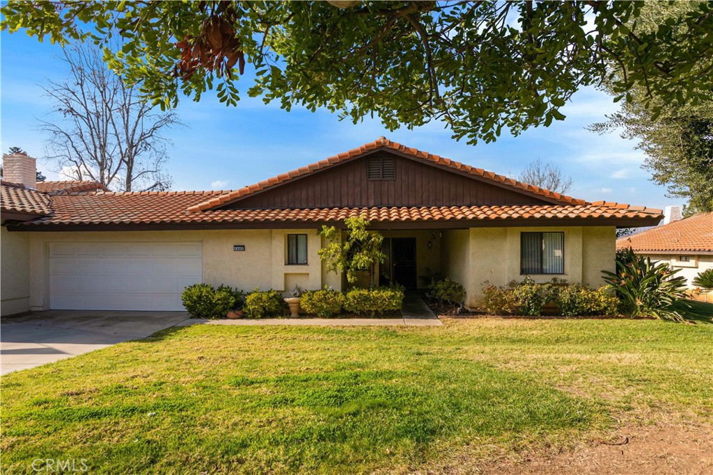NEW DOORS, NO POPCORN, FRESH PAINT - GREAT OPPORTUNITY IN BELLA VISTA CREST COMMUNITY. Beautiful one-story home in the city of Redlands. This home features three bedrooms and two baths with 1617 sq living space. New ceiling fans.. That's not all, enjoy your morning coffee or host friends on your patio. This charming home is just steps away from the community pool and spa. Located on a private cul-de-sac just 1/2 mile from Redlands Community Hospital, you'll be close to everything Redlands has to offer. Your HOA dues cover water, sewer, trash, and outside structure insurance, yard care, Pool & spa. This cute home is sure to go fast; you don't want to miss out!