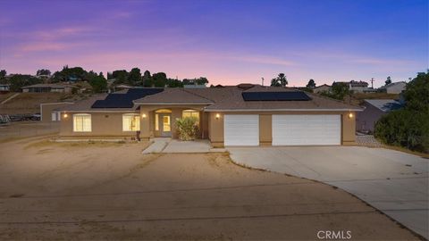 Photo of 7860 Alston Ave, Hesperia, CA 92345 (MLS # IG26076352)