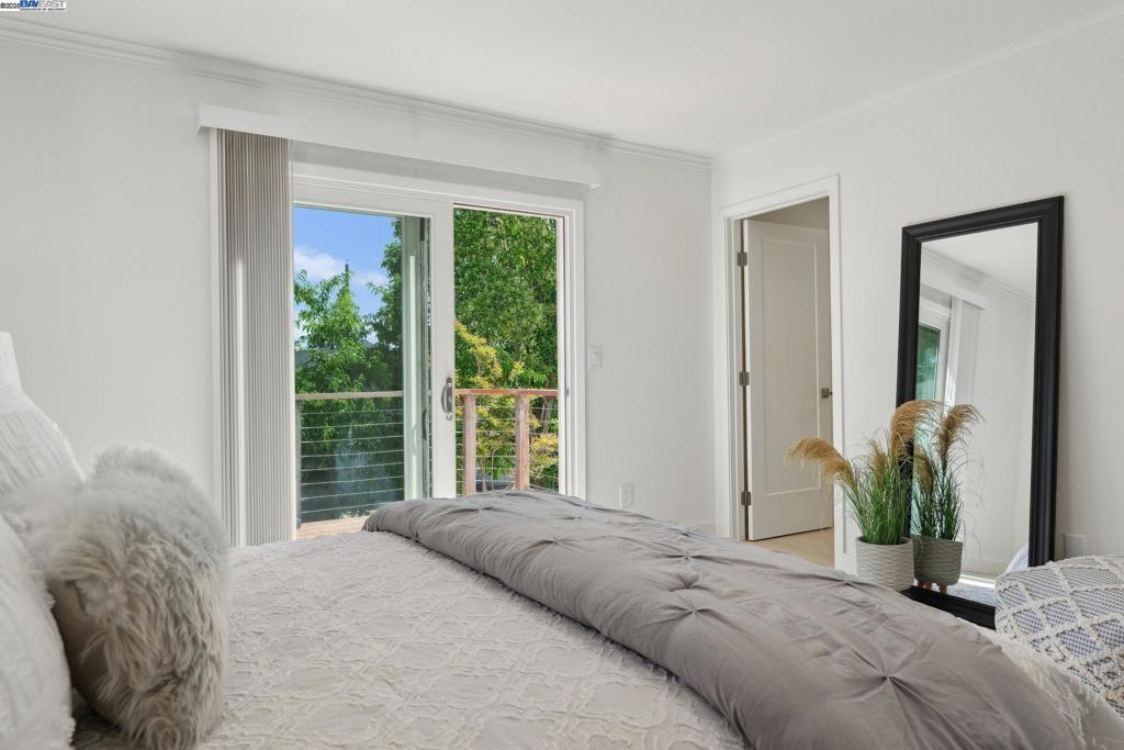 VINE HILL - Residential