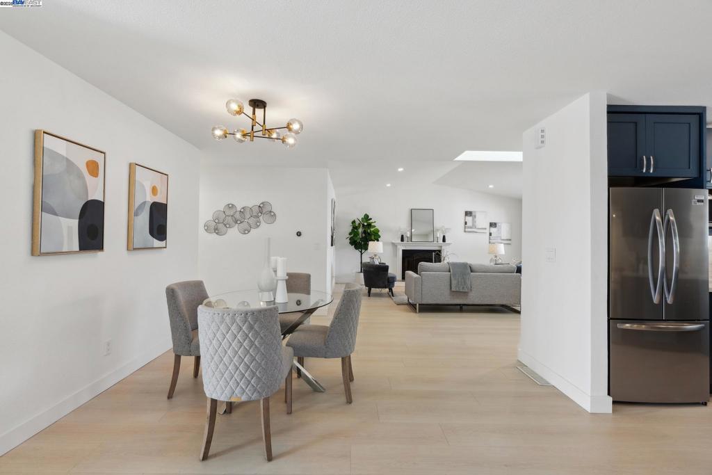 VINE HILL - Residential