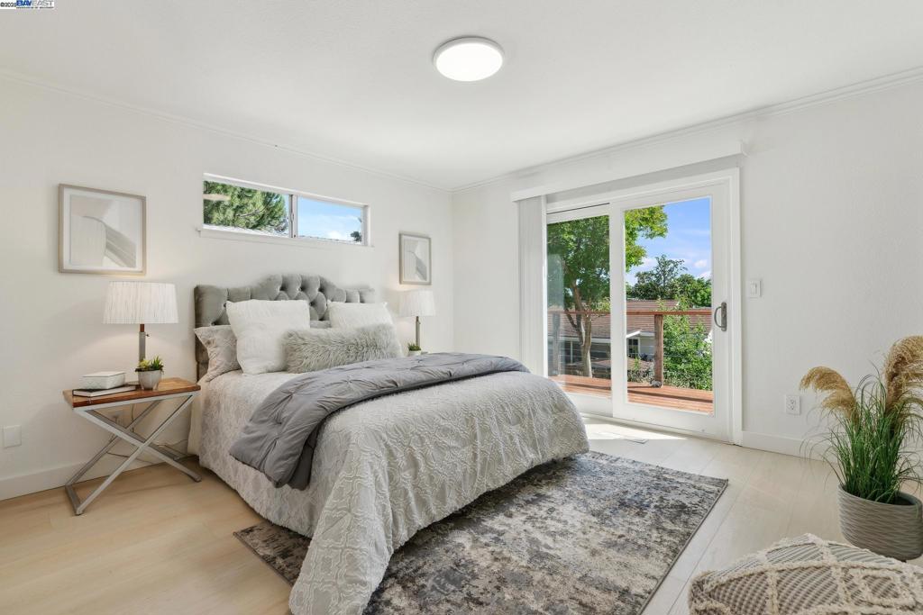 VINE HILL - Residential