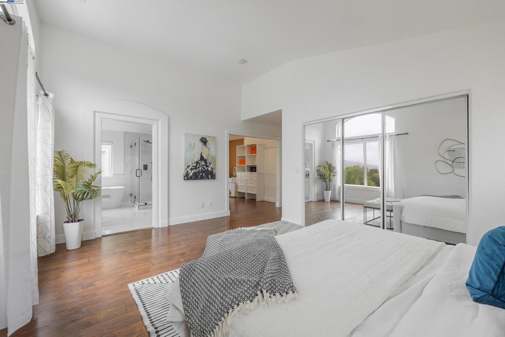 SAN JOSE CC - Residential