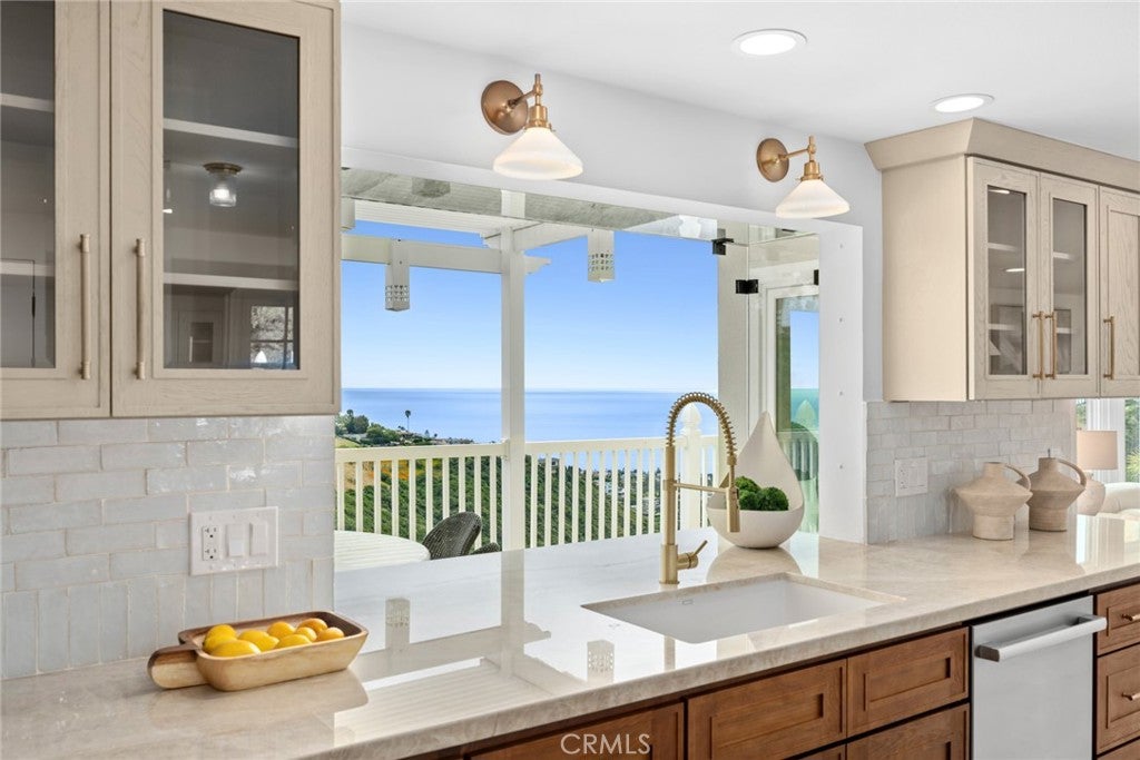 1675 Tahiti Avenue, Laguna Beach CA 92651 - Photo 14