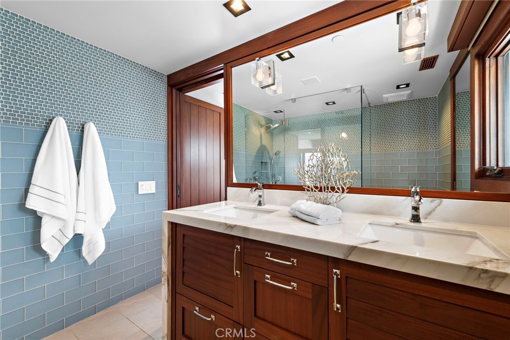 South Laguna Bluffs (SLB) - Residential