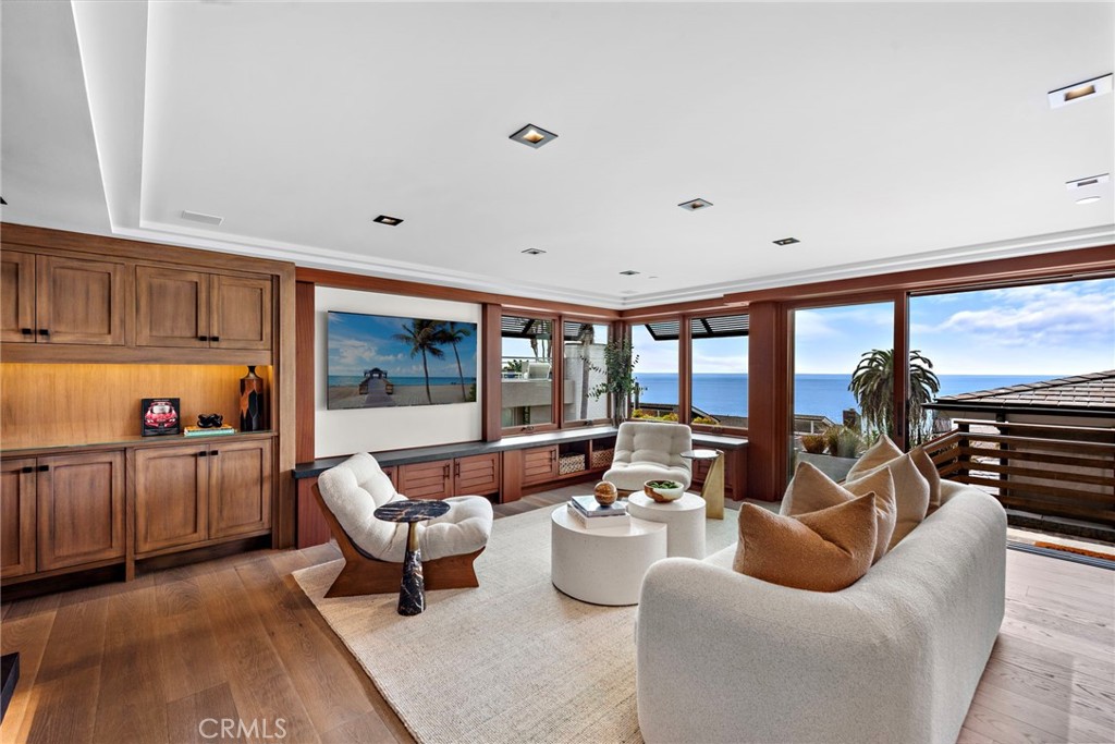 31678 Seacliff Drive