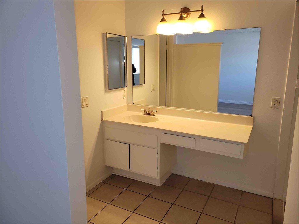 Casitas Townhomes - Residential Lease